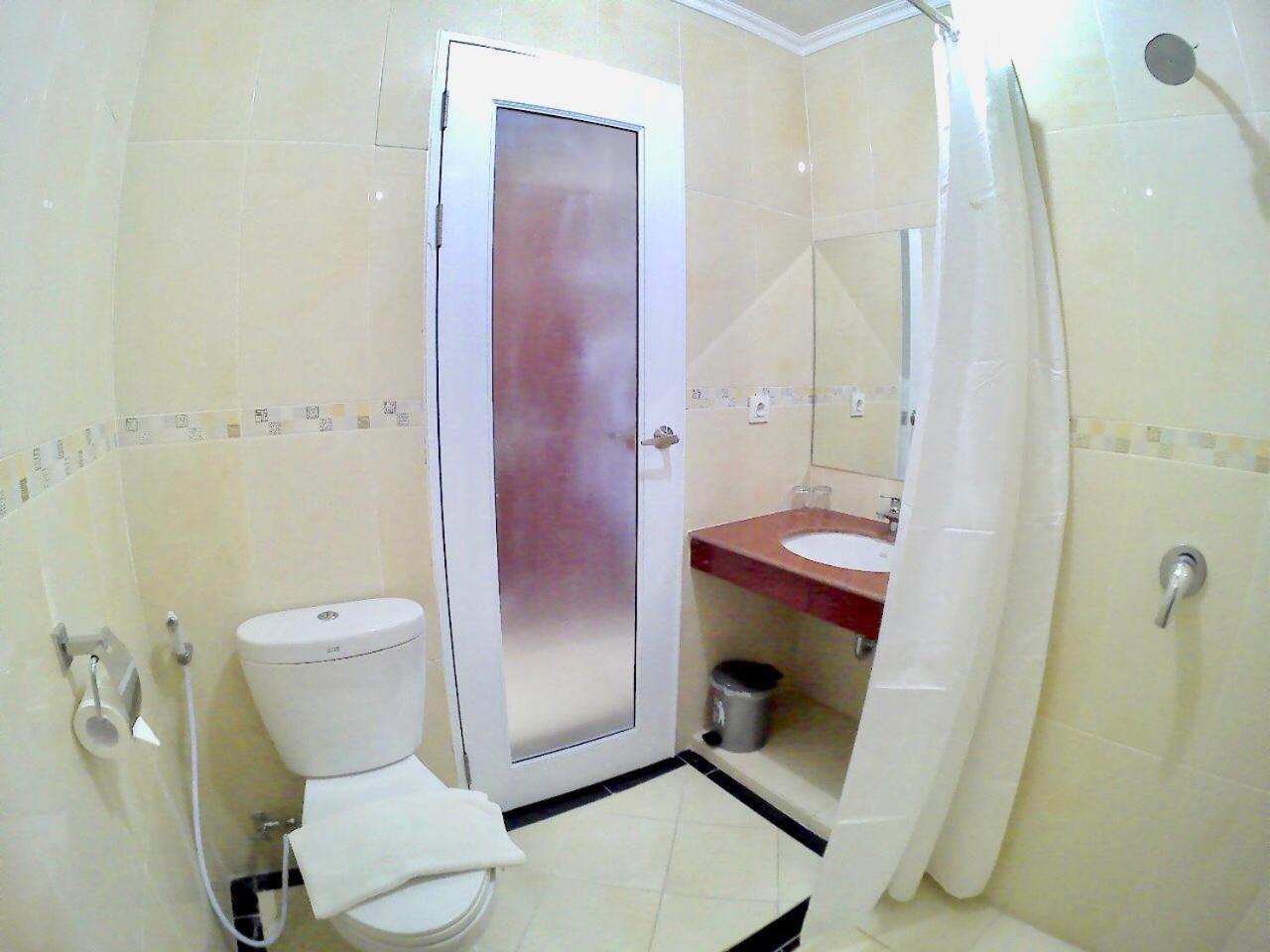 Hotel Tosan Solo Baru Grogol Extérieur photo